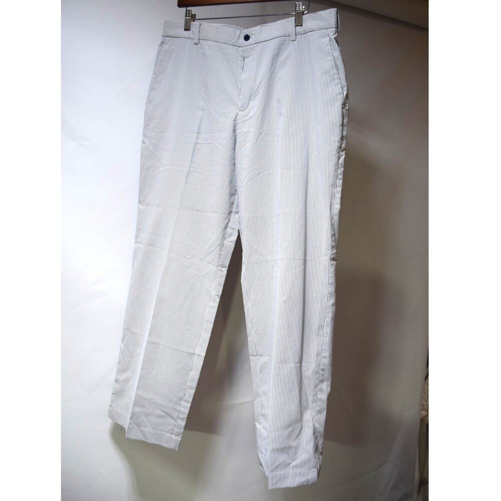 Nike Golf Dri-FIT Men’s 34x30 Gray White Pinstripe Stretch Golf Pants